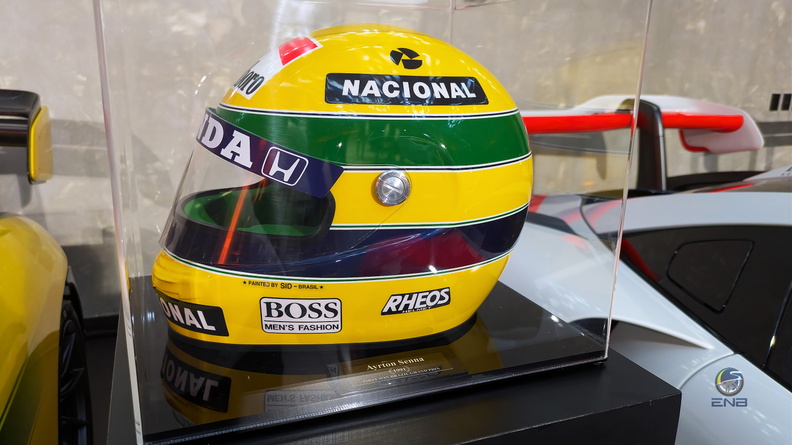 capacete senna.jpg