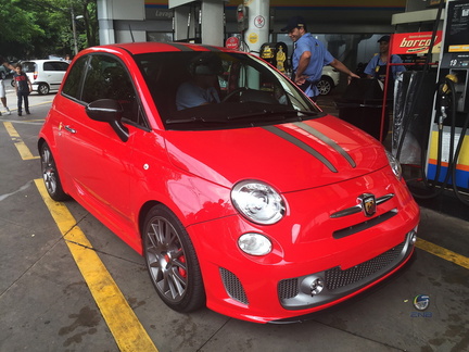 Abarth 695 Tributo Ferrari (1)