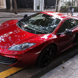 MP4-12C