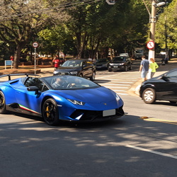 LAMBORGHINI