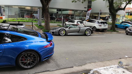 Porsche 911 Carrera GTS e 918 Spyder (2)