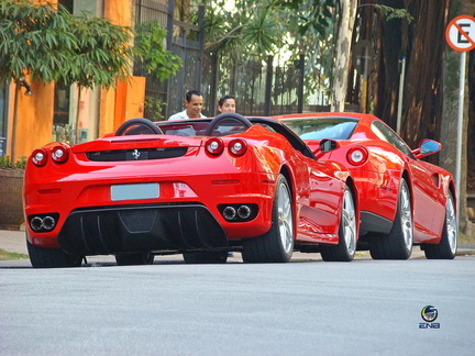 duas ou mais Ferrari (6)