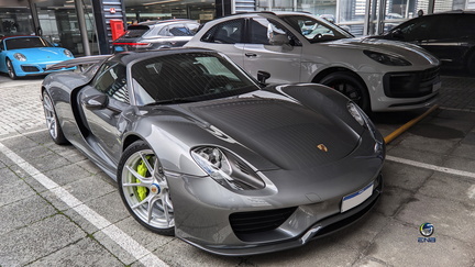 Porsche 918 Spyder- Weissach (2)