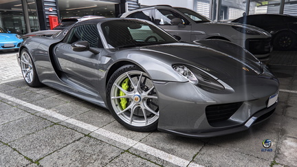 Porsche 918 Spyder- Weissach (3)
