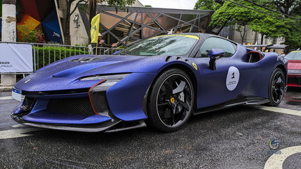 Ferrari SF90 XX Stradale - Blu Elettrico Opaco (1)