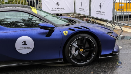 Ferrari SF90 XX Stradale - Blu Elettrico Opaco (6)