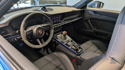 Porsche 911 Carrera T - South Sea Blue Metallic  (3)