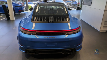 Porsche 911 Carrera T - South Sea Blue Metallic  (4)