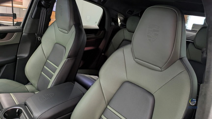 Porsche Cayenne E-hybrid - Goodwood green metallic (7)