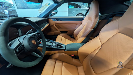 Porsche 911 Carrera GTS 992;2 - Yatching Blue (1)