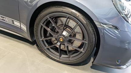 Porsche 911 Carrera GTS 992;2 - Yatching Blue (5)