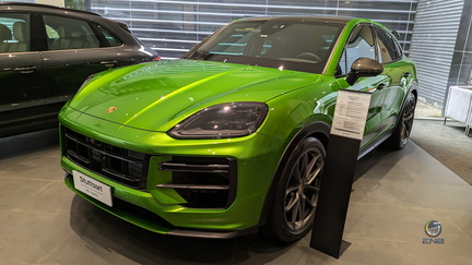Porsche Cayenne Turbo GT - PTS Java Green (2)
