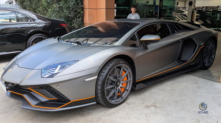 Lamborghini Aventador Ultimae - Grigio Titans (2)
