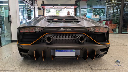 Lamborghini Aventador Ultimae - Grigio Titans (3)