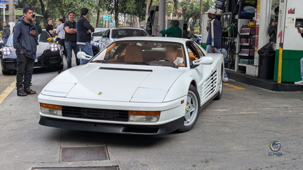 Ferrari Testarossa Branca (3)