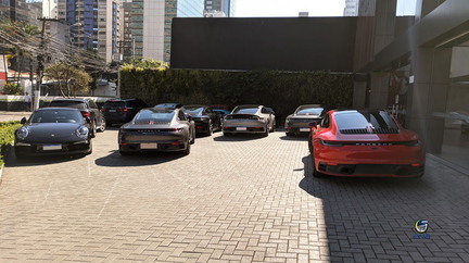 Dois ou Mais Porsches (3)