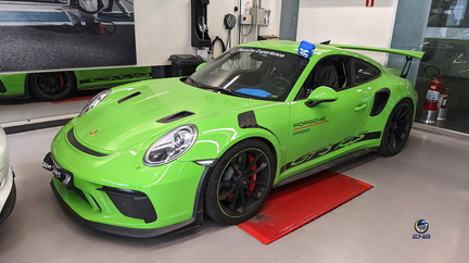 Porsche 911 GT3 RS 991.2 lizzard (1)