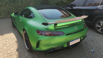 Mercedes AMG GT R - Green hell magno (2)
