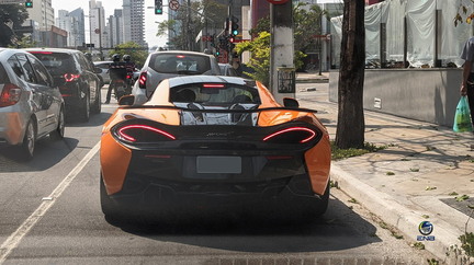 McLaren 570s (1)